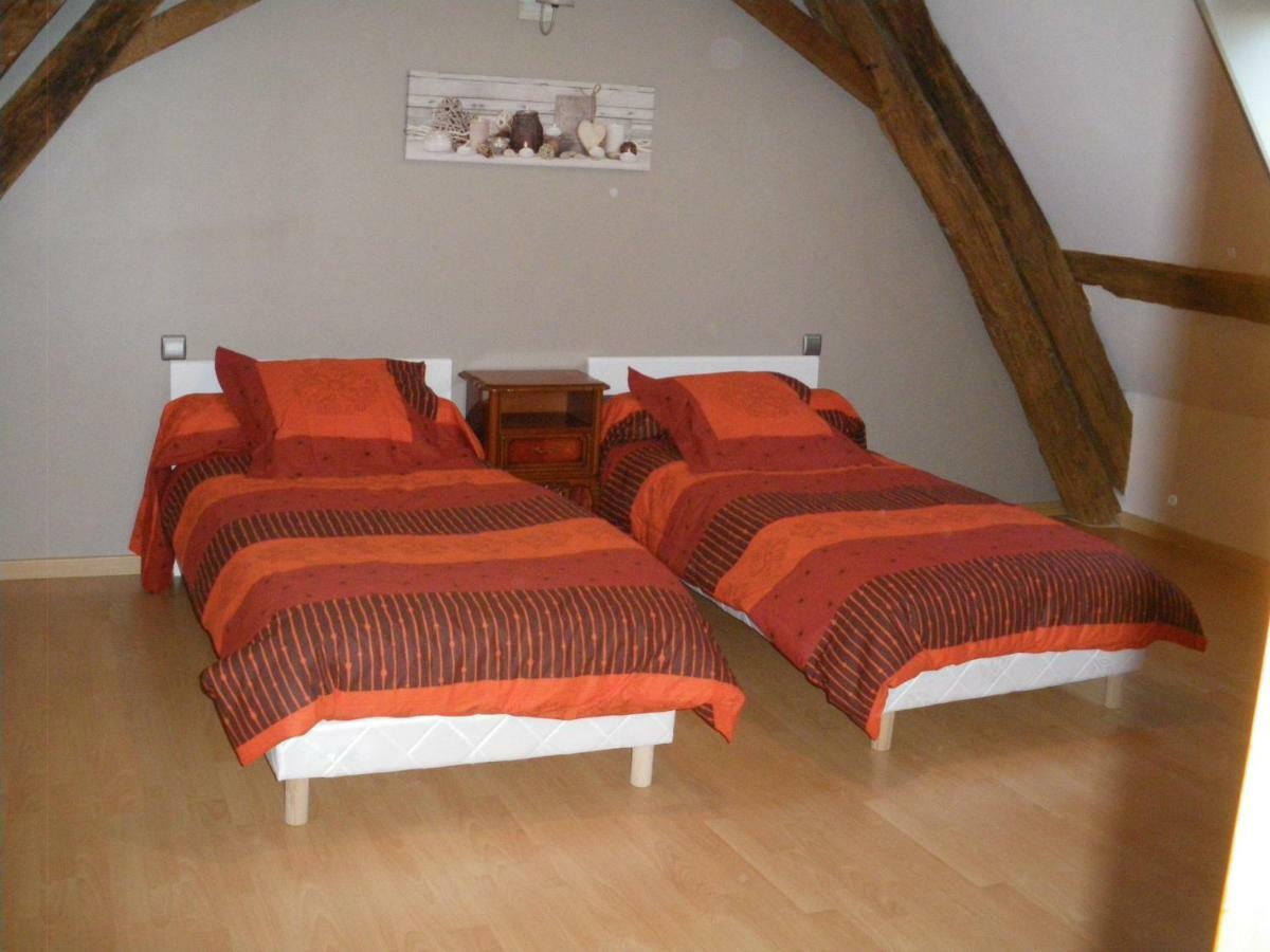 Domaine De La Touche Mosnay Bed & Breakfast Exterior photo