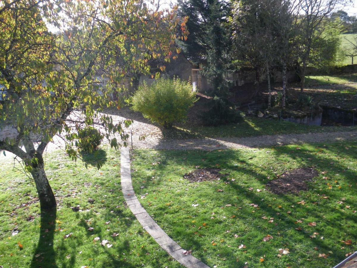 Domaine De La Touche Mosnay Bed & Breakfast Exterior photo